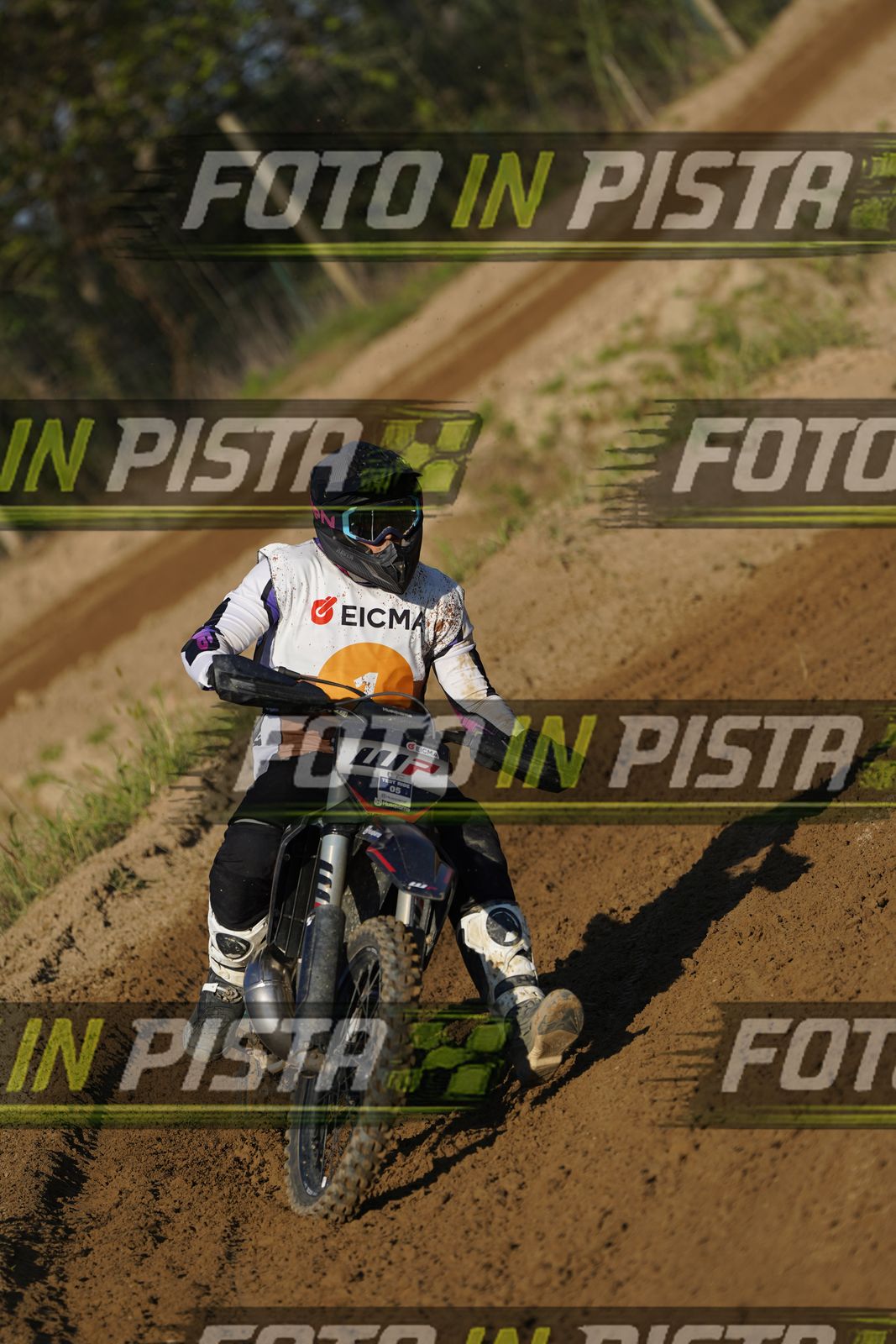 EICMA 19-09 16:00-17:00 · DOS00913