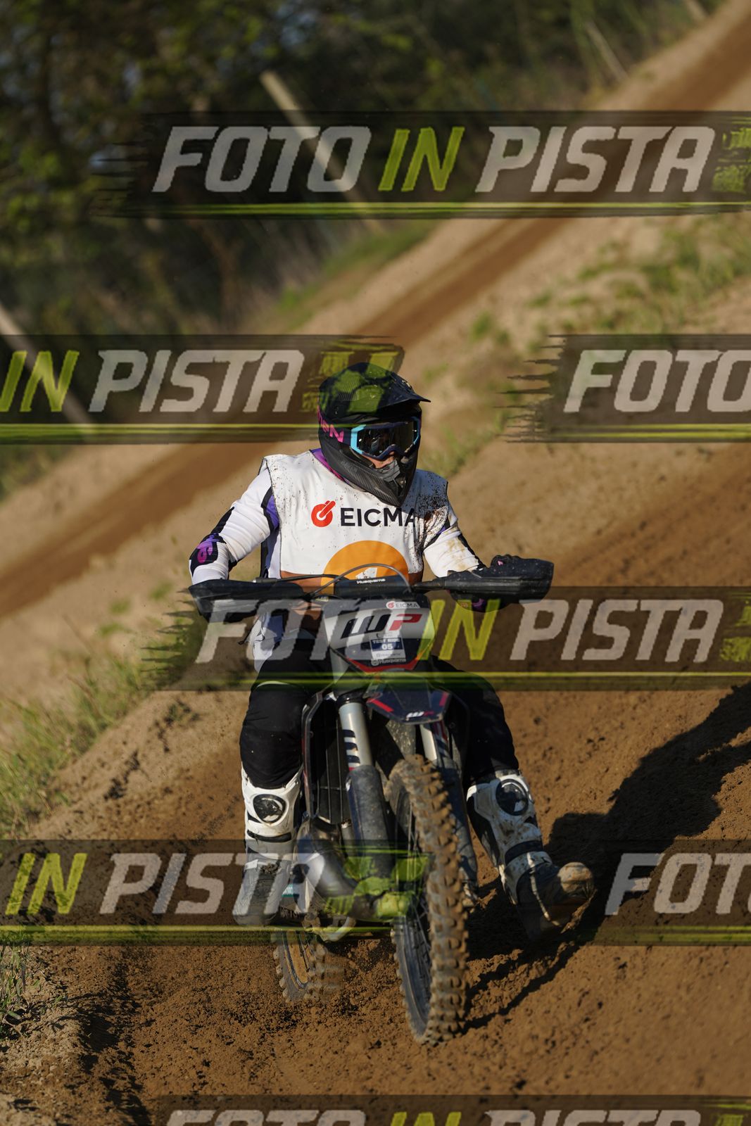 EICMA 19-09 16:00-17:00 · DOS00914