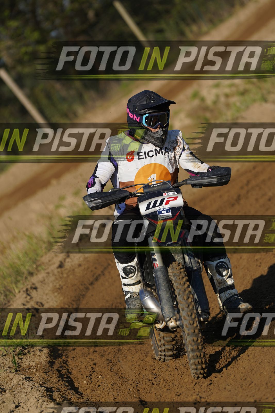 EICMA 19-09 16:00-17:00 · DOS00915