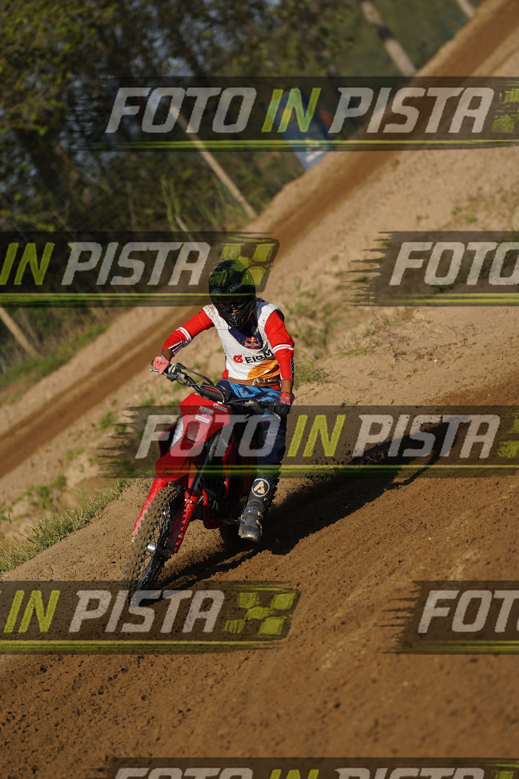 EICMA 19-09 16:00-17:00 · DOS00926