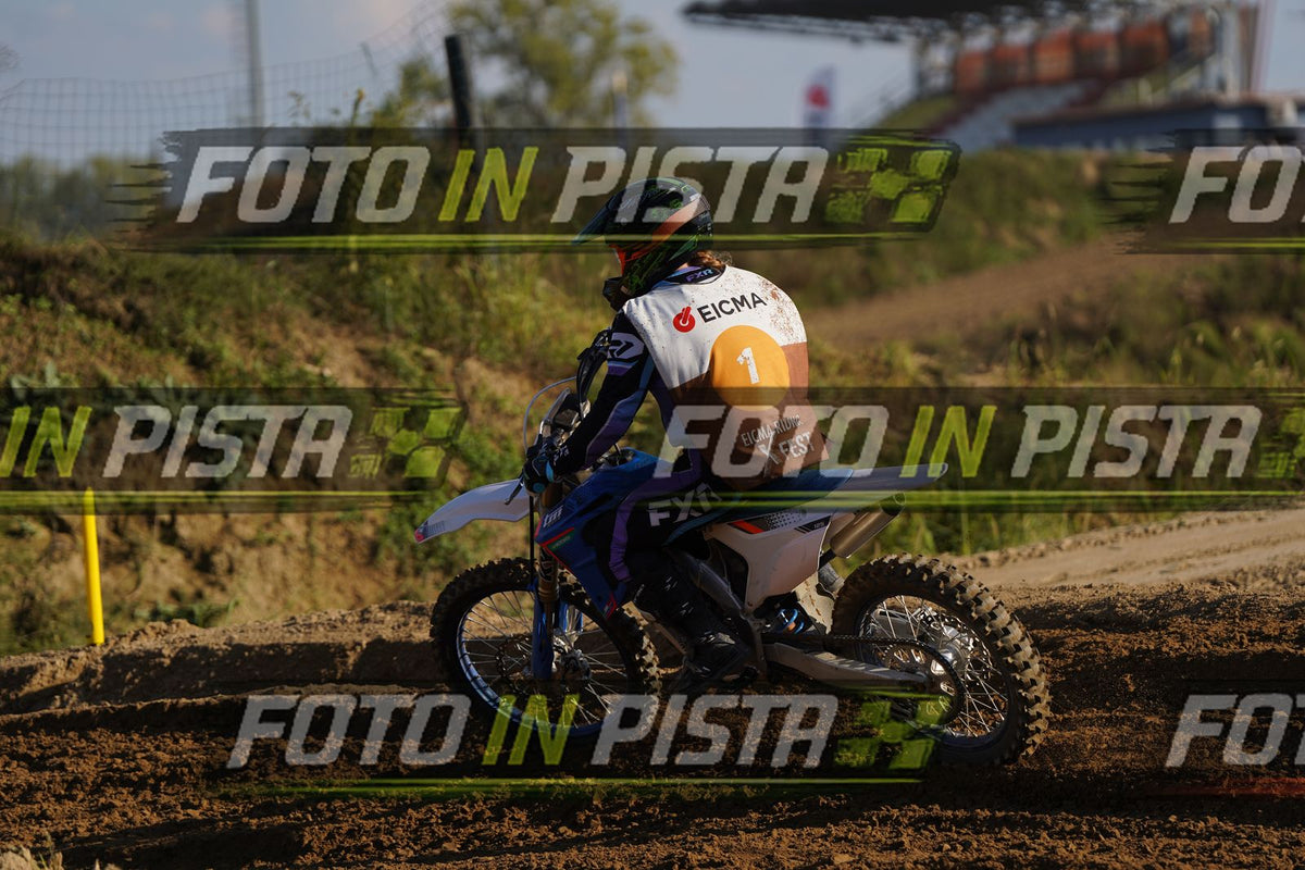 EICMA 19-09 16:00-17:00 · DOS00955