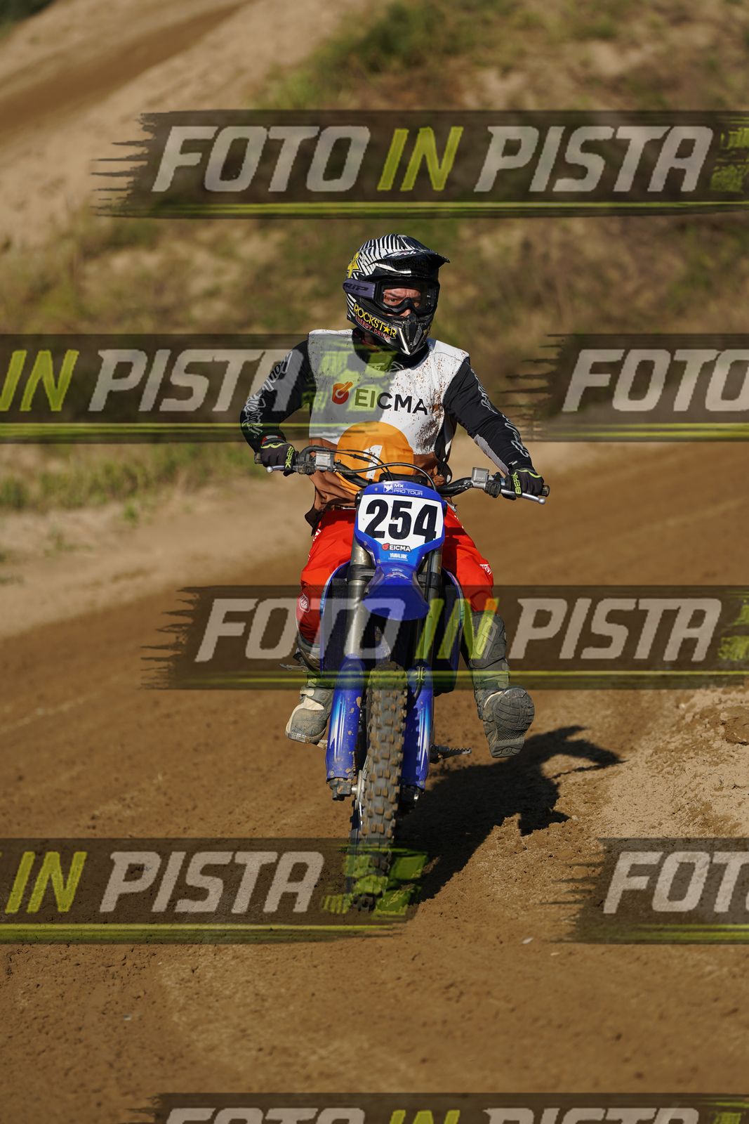 EICMA 19-09 16:00-17:00 · DOS00980