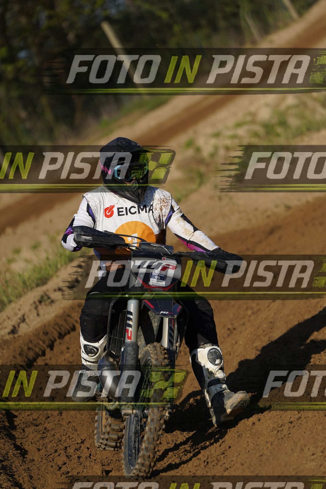 EICMA 19-09 16:00-17:00 · DOS00985