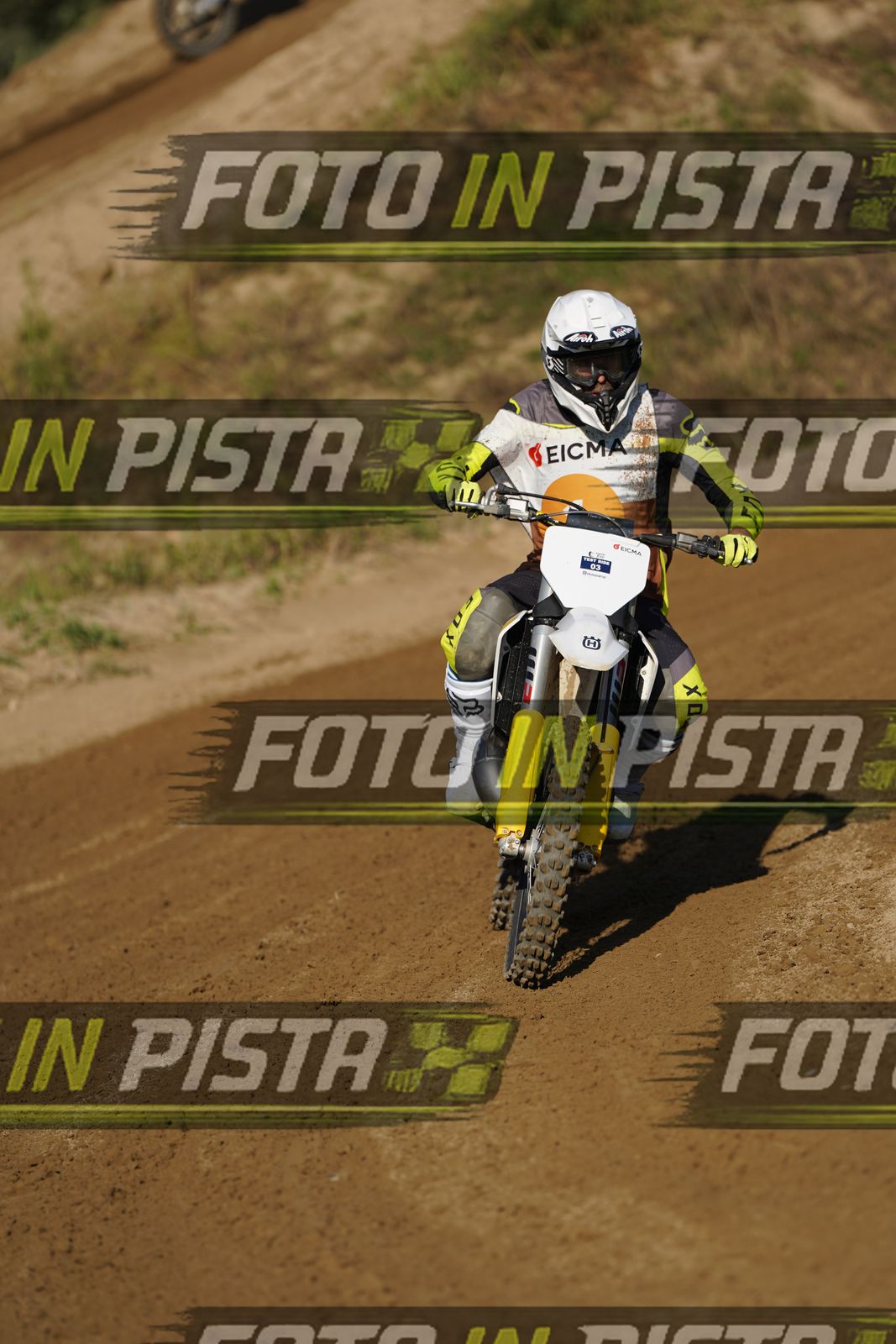 EICMA 19-09 16:00-17:00 · DOS00986