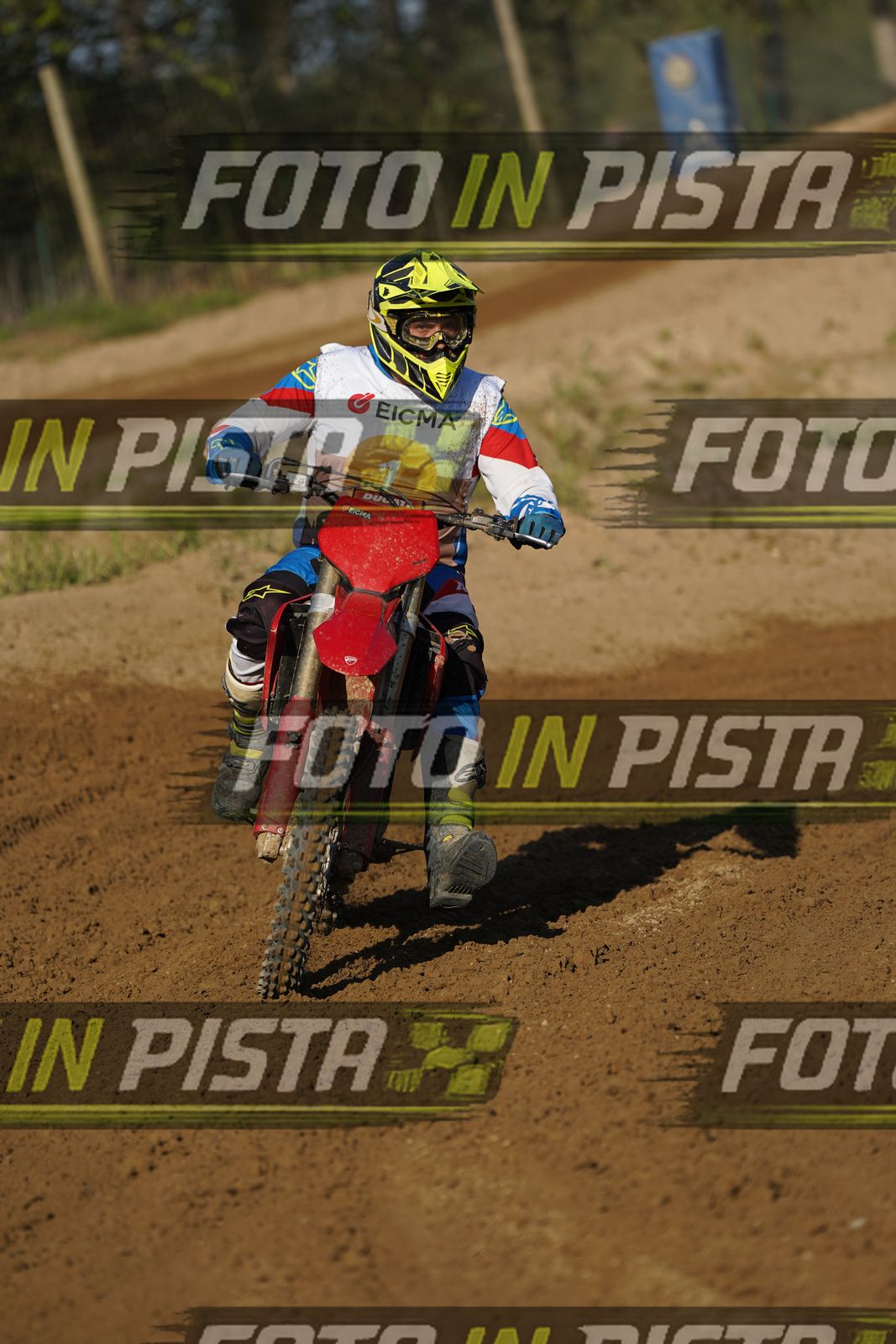 EICMA 19-09 16:00-17:00 · DOS00991