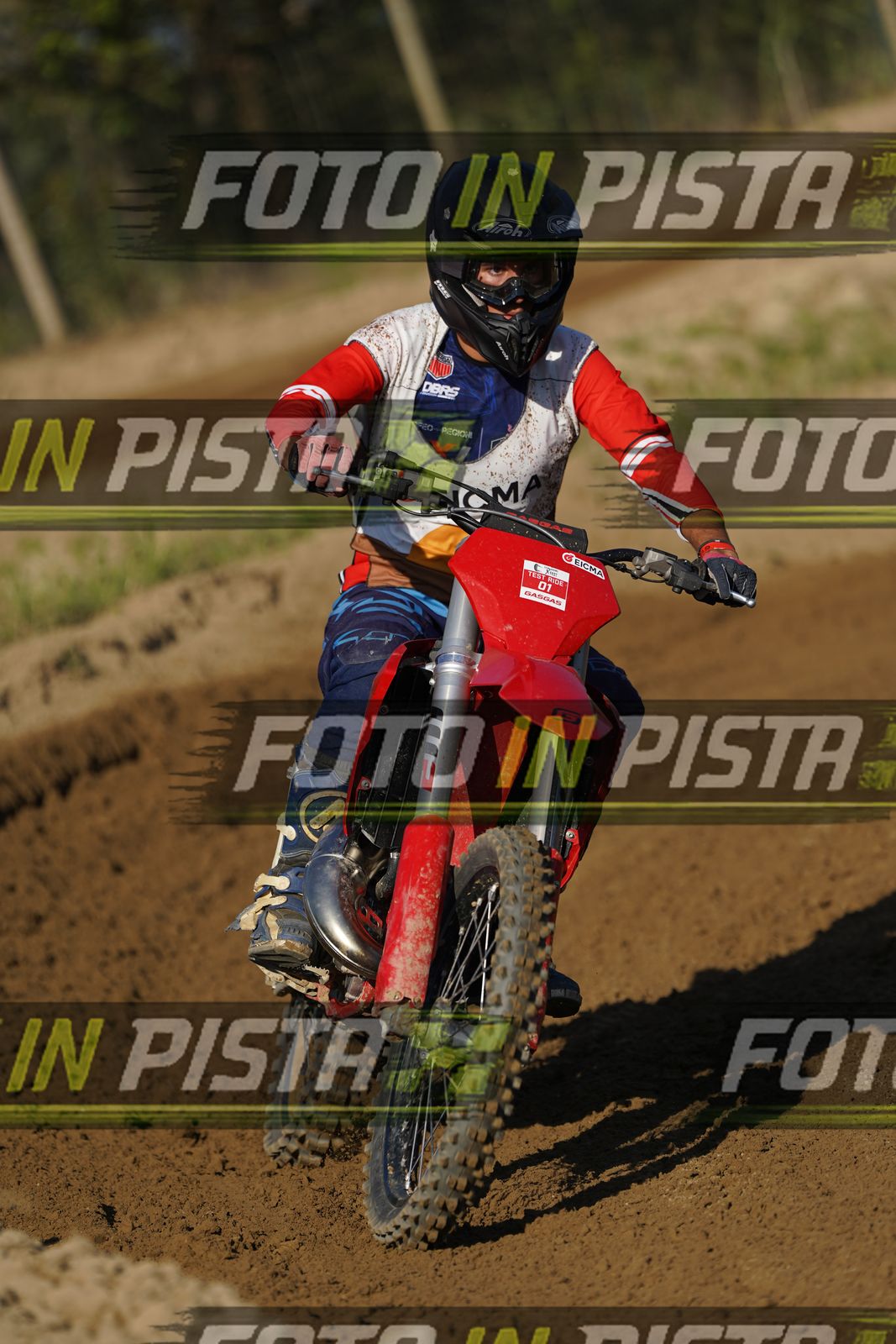 EICMA 19-09 16:00-17:00 · DOS00995