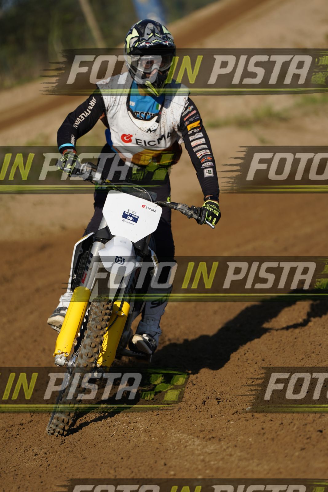 EICMA 19-09 16:00-17:00 · DOS01000