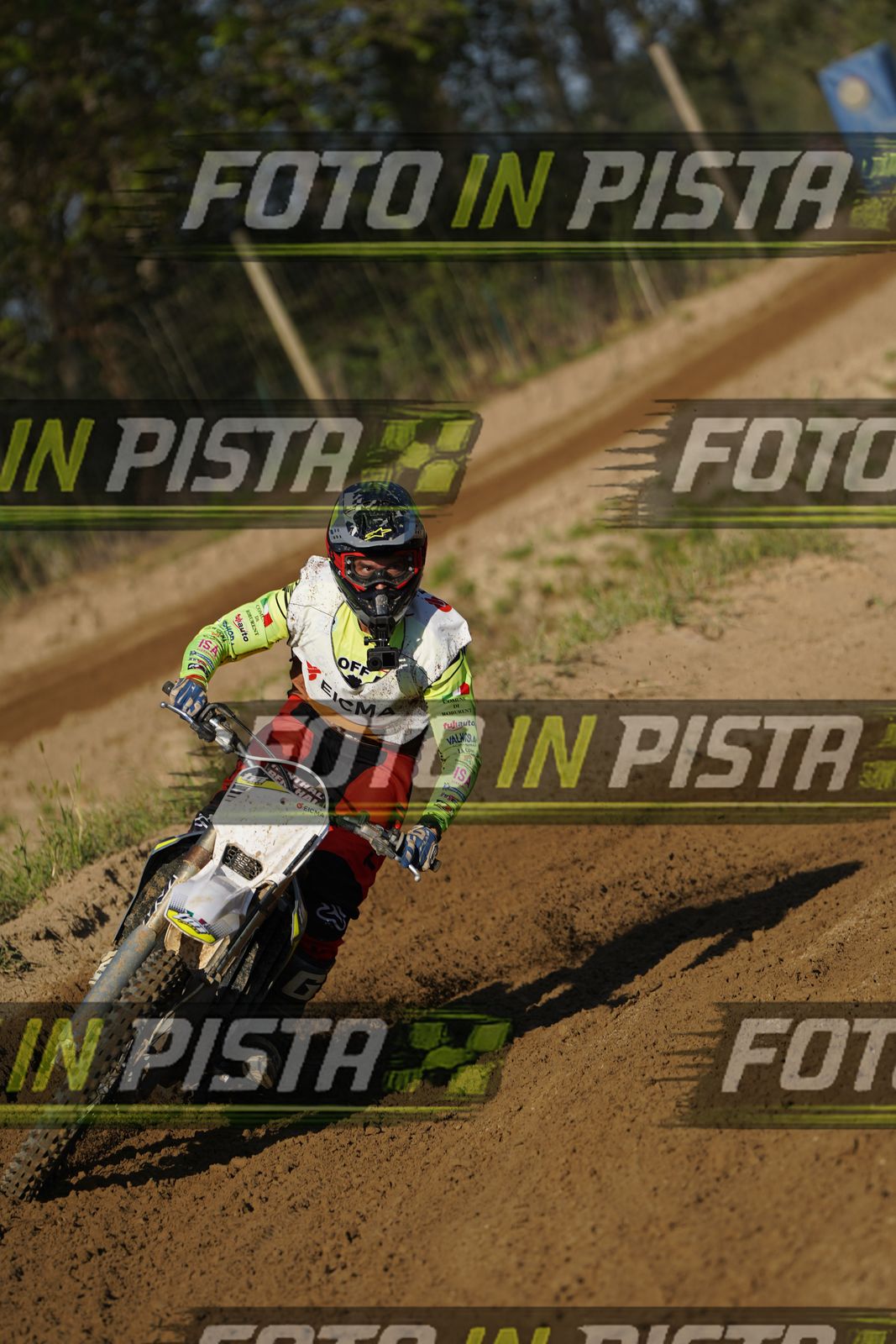 EICMA 19-09 16:00-17:00 · DOS01002