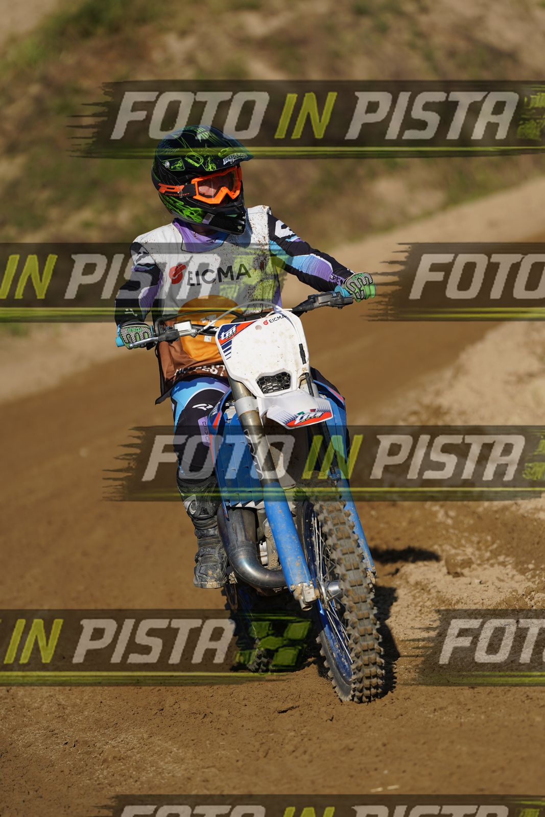 EICMA 19-09 16:00-17:00 · DOS01015