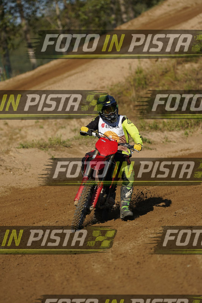 EICMA 19-09 17:00-18:00 · DOS01024