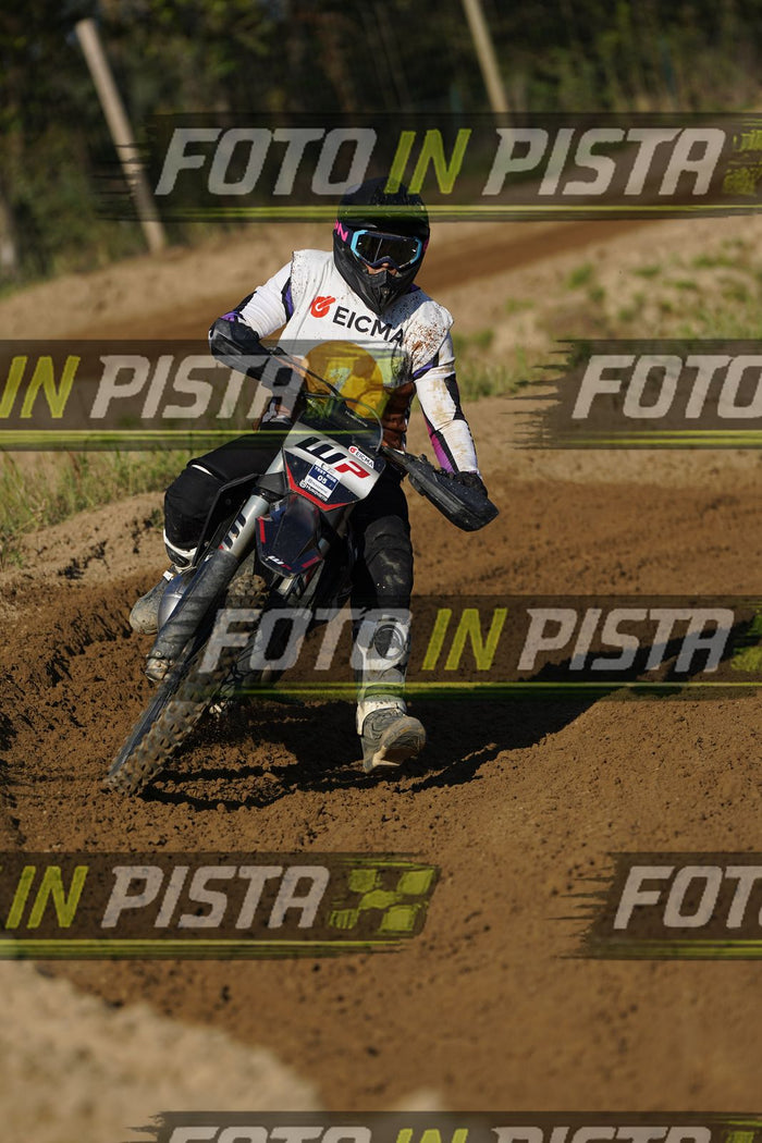 EICMA 19-09 17:00-18:00 · DOS01028