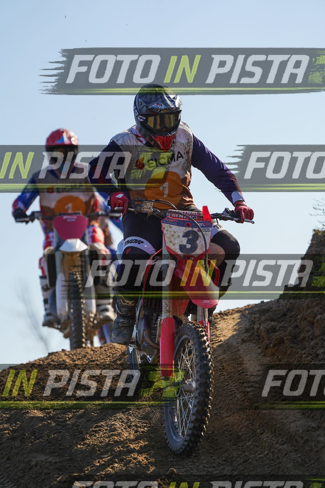 EICMA 19-09 17:00-18:00 · DOS01044