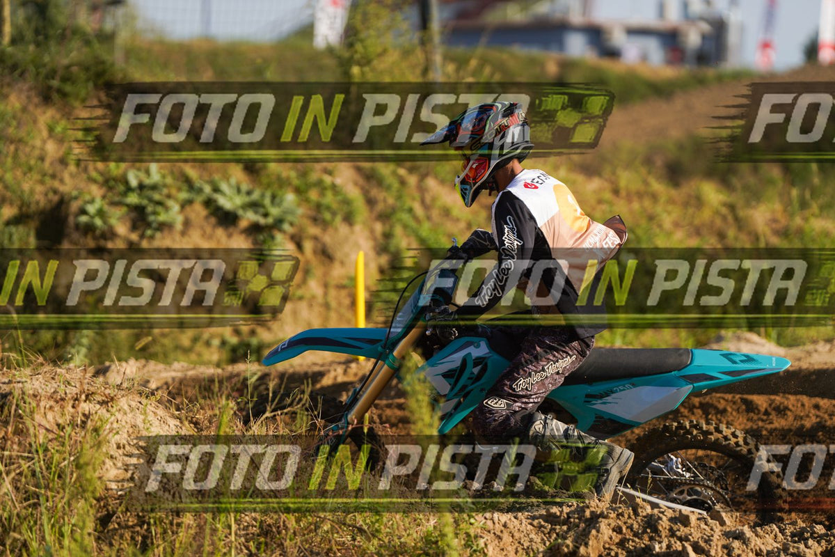 EICMA 19-09 17:00-18:00 · DOS01119