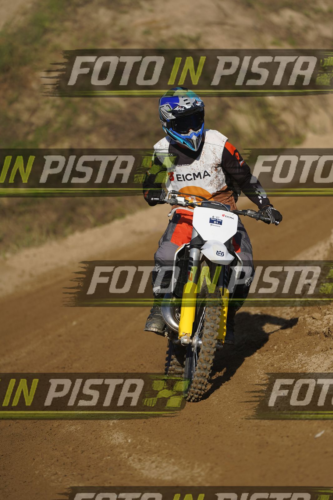 EICMA 19-09 17:00-18:00 · DOS01131