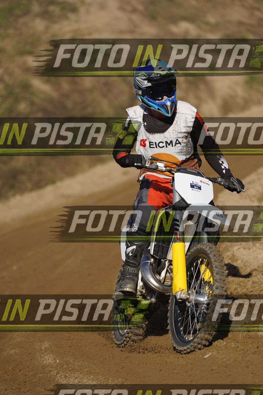EICMA 19-09 17:00-18:00 · DOS01133