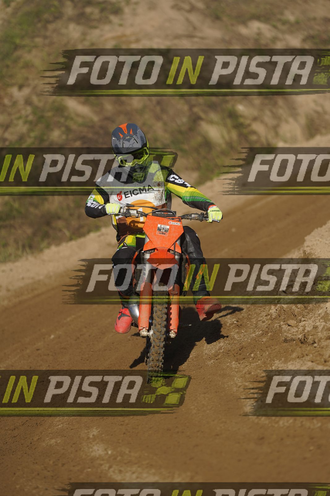 EICMA 19-09 17:00-18:00 · DOS01135