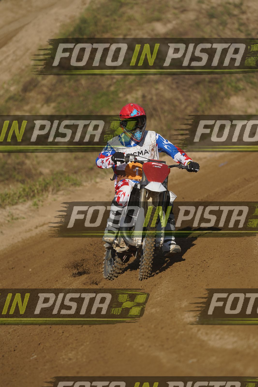 EICMA 19-09 17:00-18:00 · DOS01138