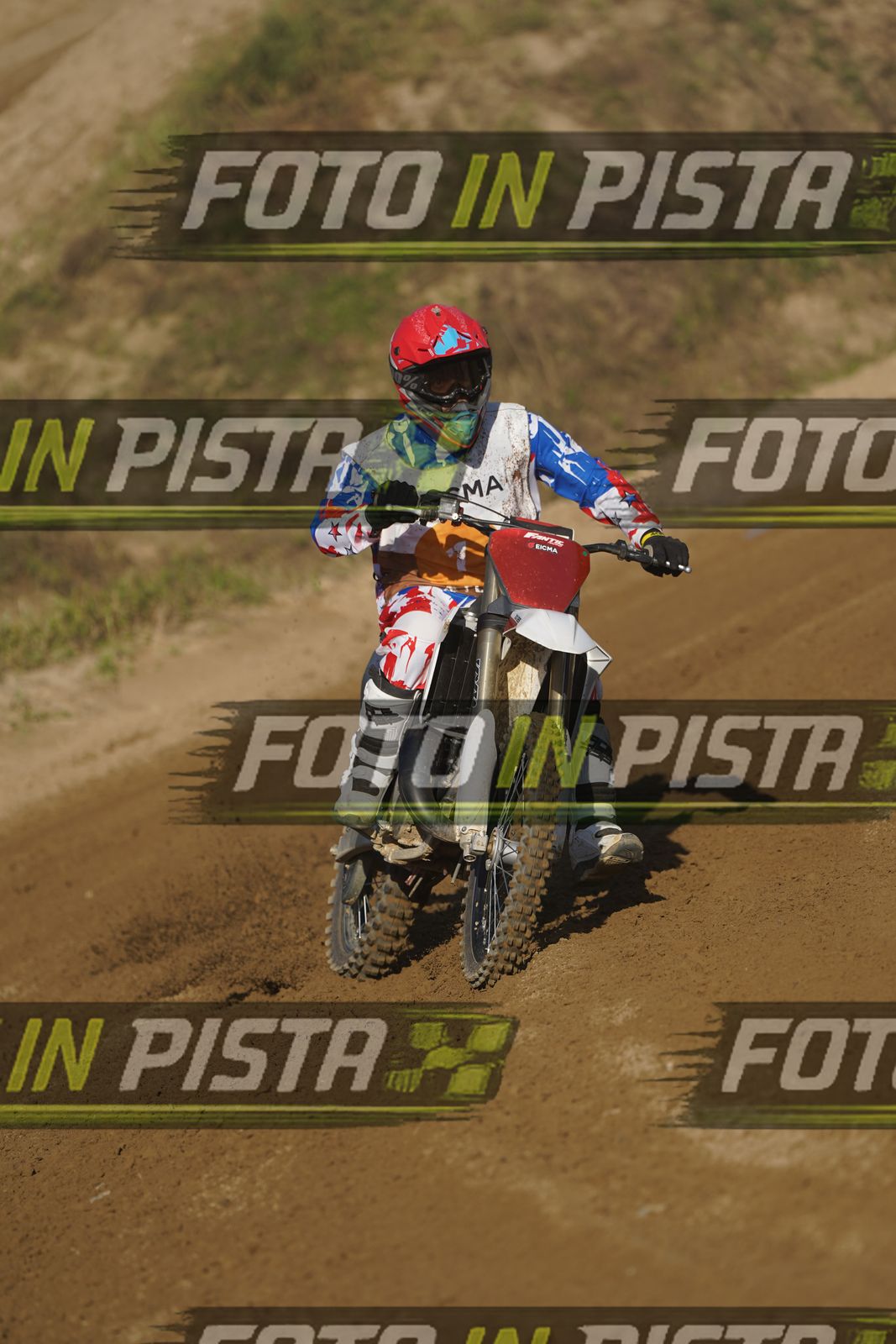 EICMA 19-09 17:00-18:00 · DOS01139