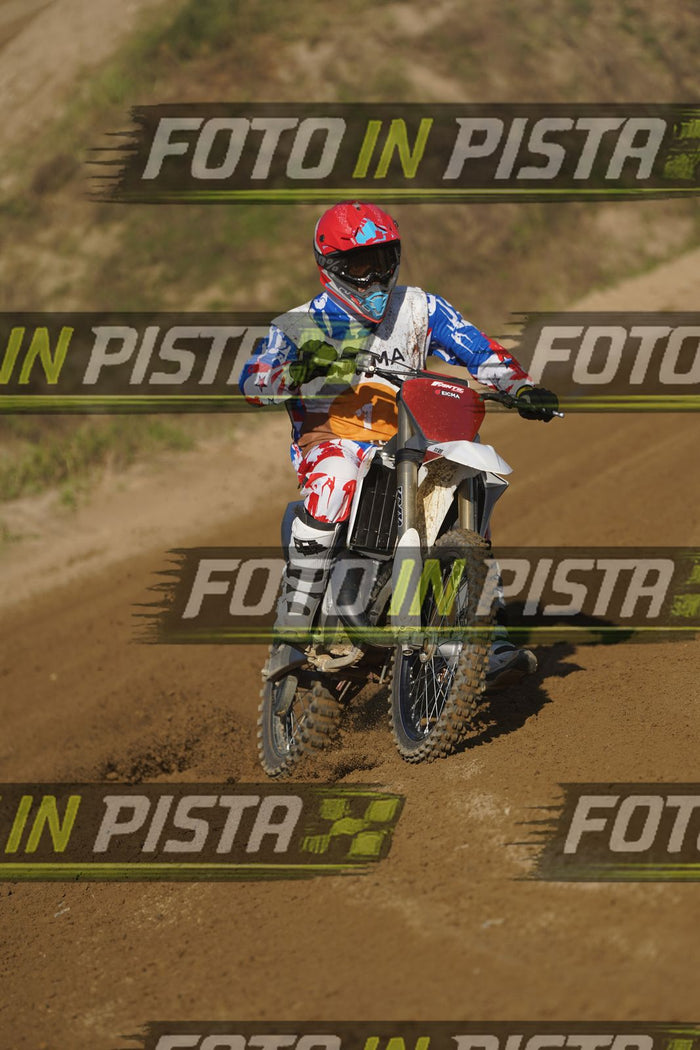 EICMA 19-09 17:00-18:00 · DOS01140