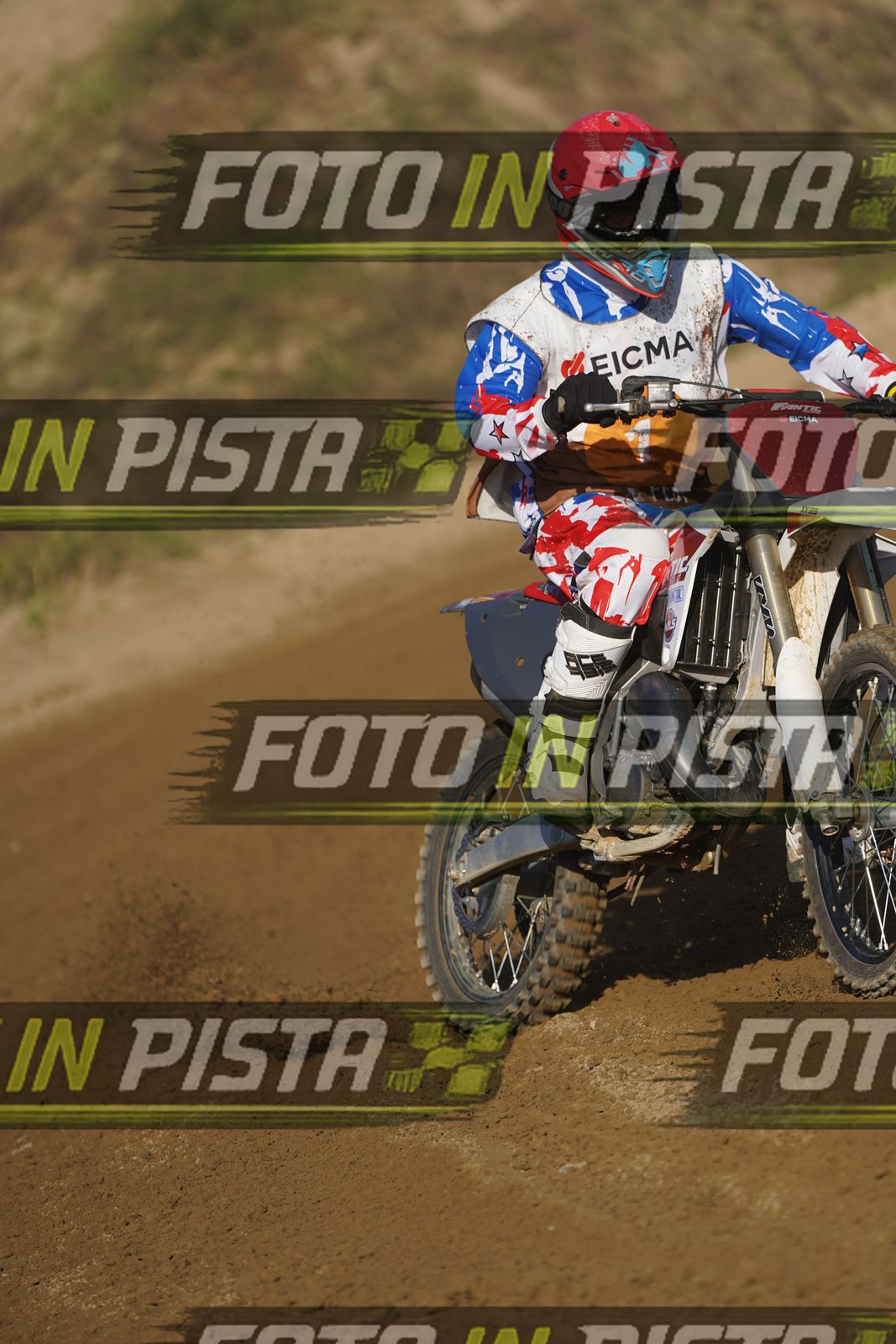 EICMA 19-09 17:00-18:00 · DOS01142
