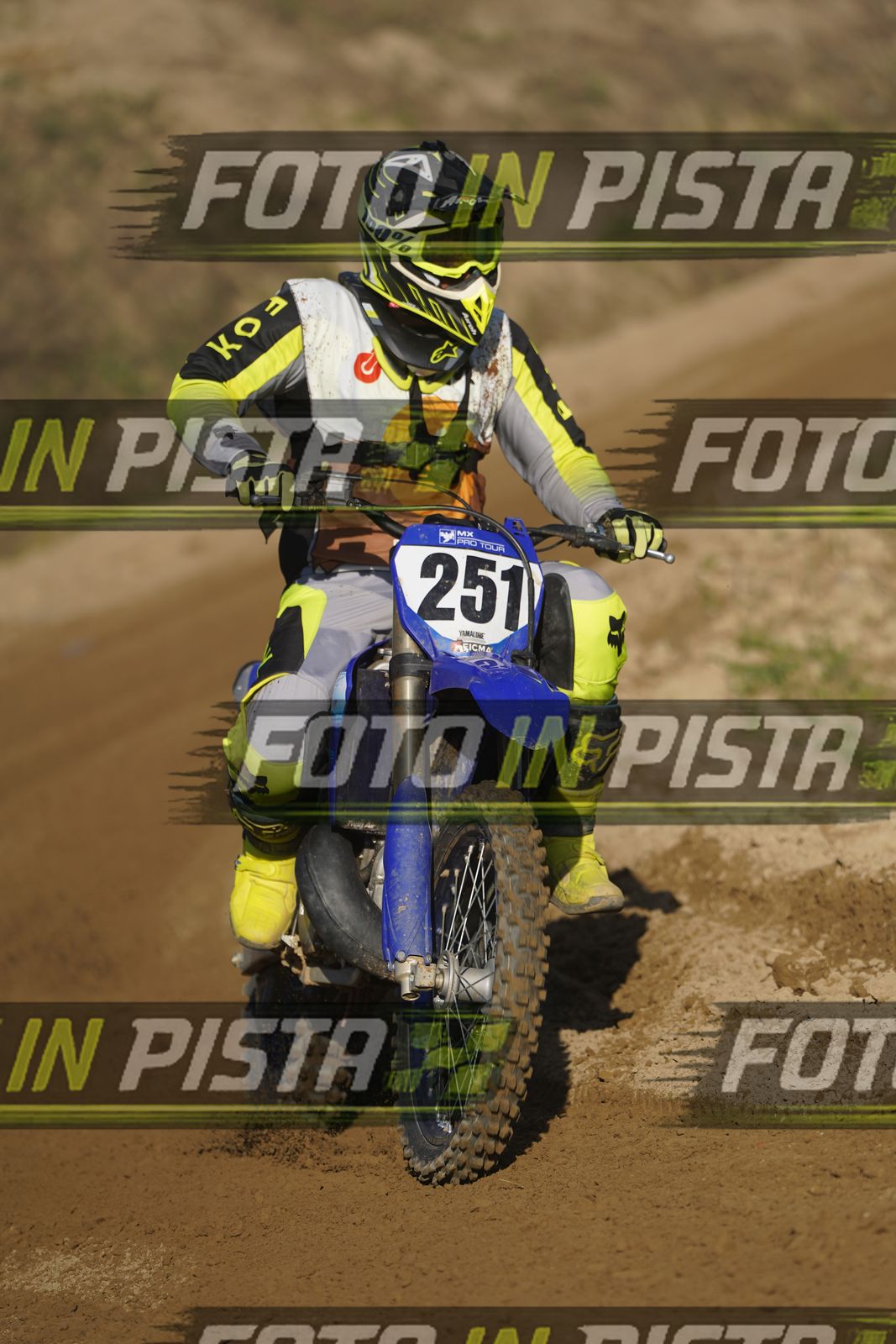 EICMA 19-09 17:00-18:00 · DOS01146
