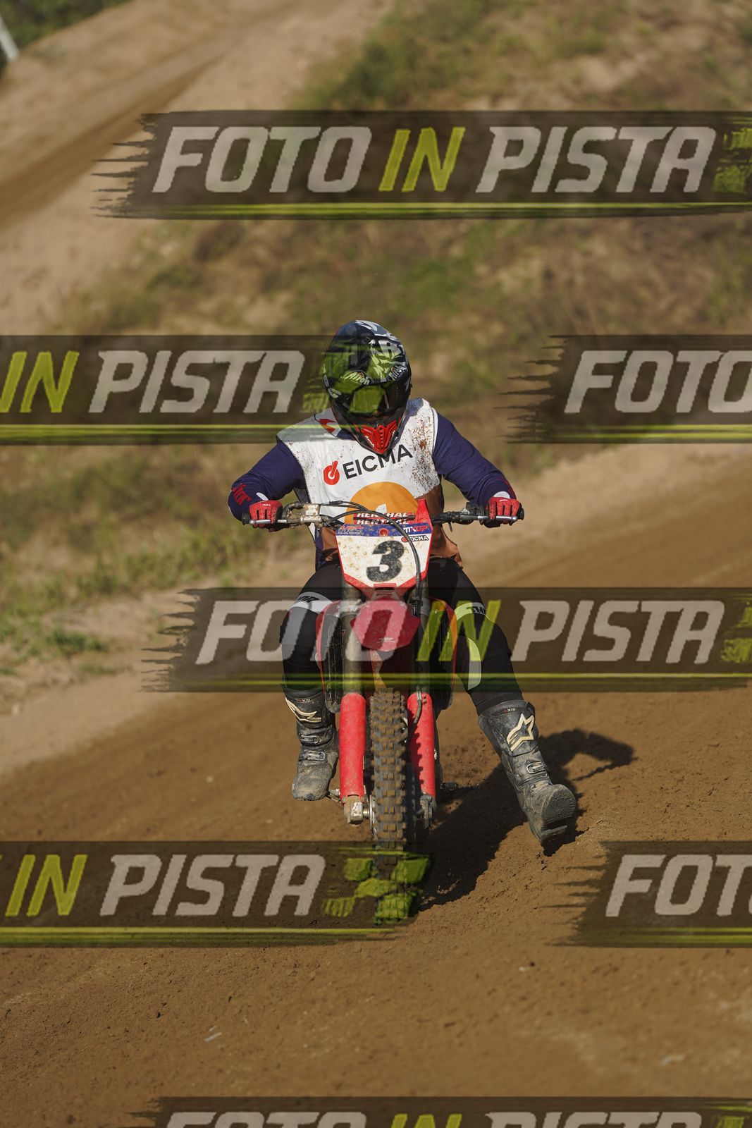 EICMA 19-09 17:00-18:00 · DOS01149