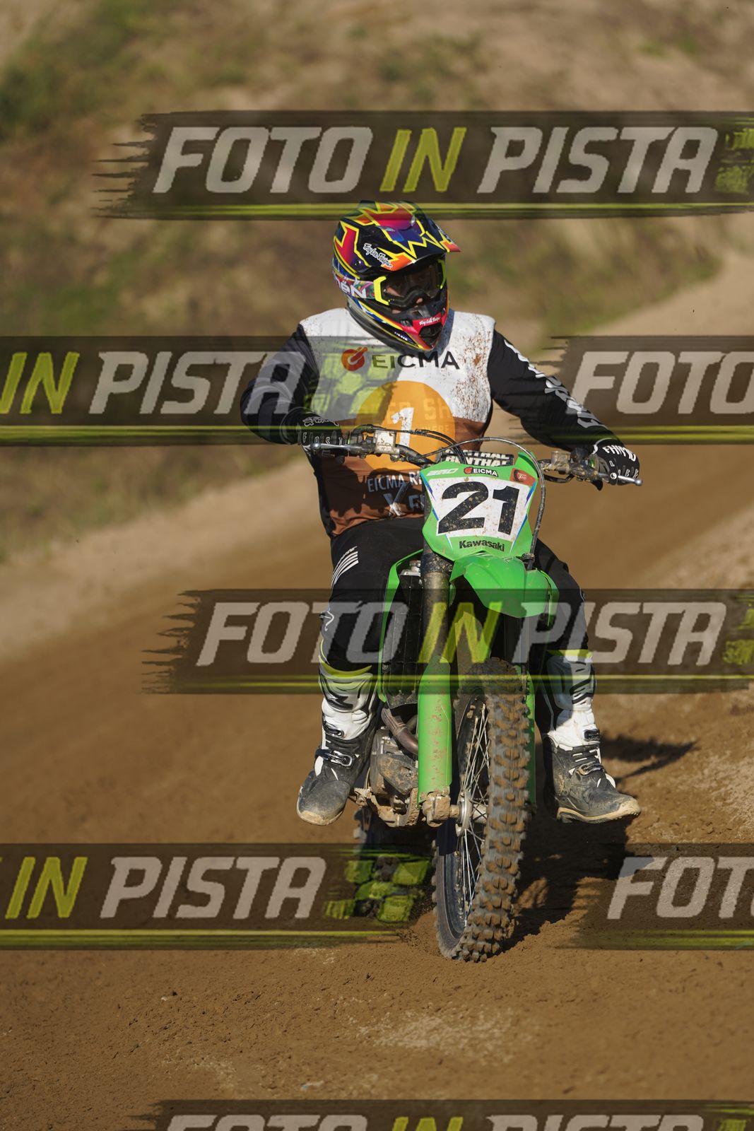 EICMA 19-09 17:00-18:00 · DOS01152