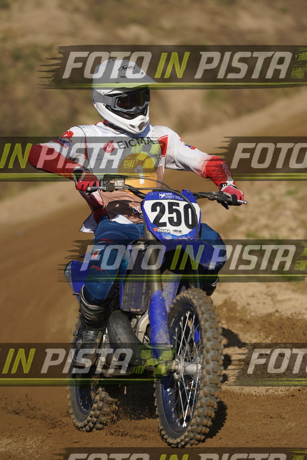 EICMA 19-09 17:00-18:00 · DOS01164