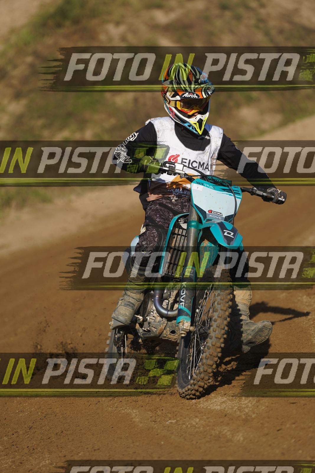 EICMA 19-09 17:00-18:00 · DOS01169