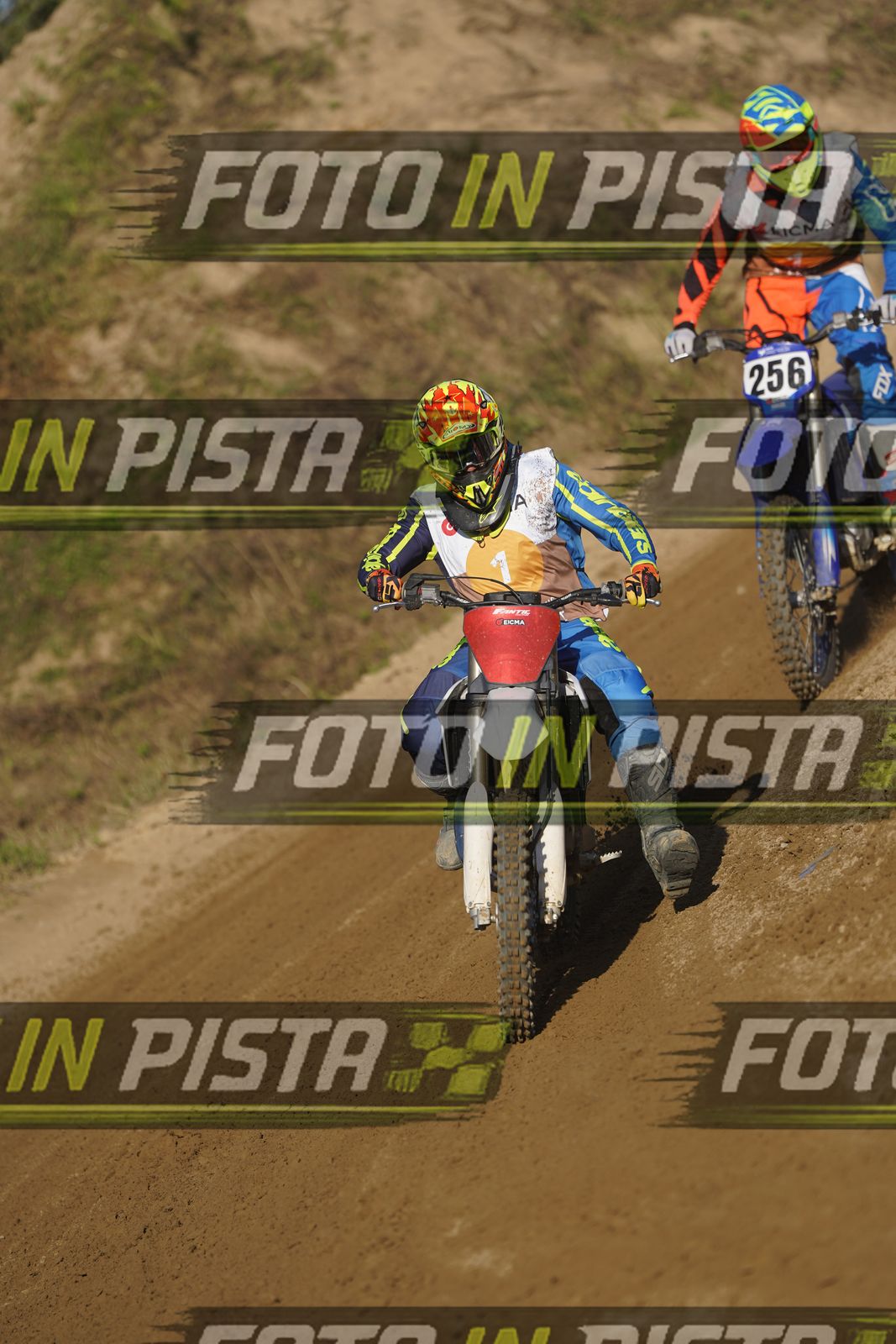 EICMA 19-09 17:00-18:00 · DOS01175