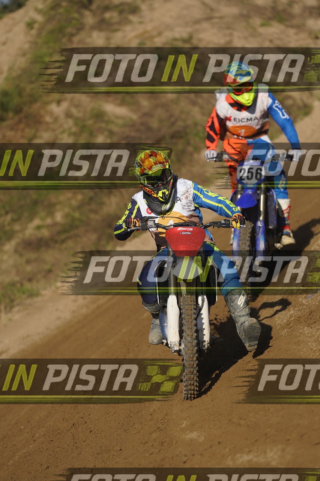 EICMA 19-09 17:00-18:00 · DOS01177