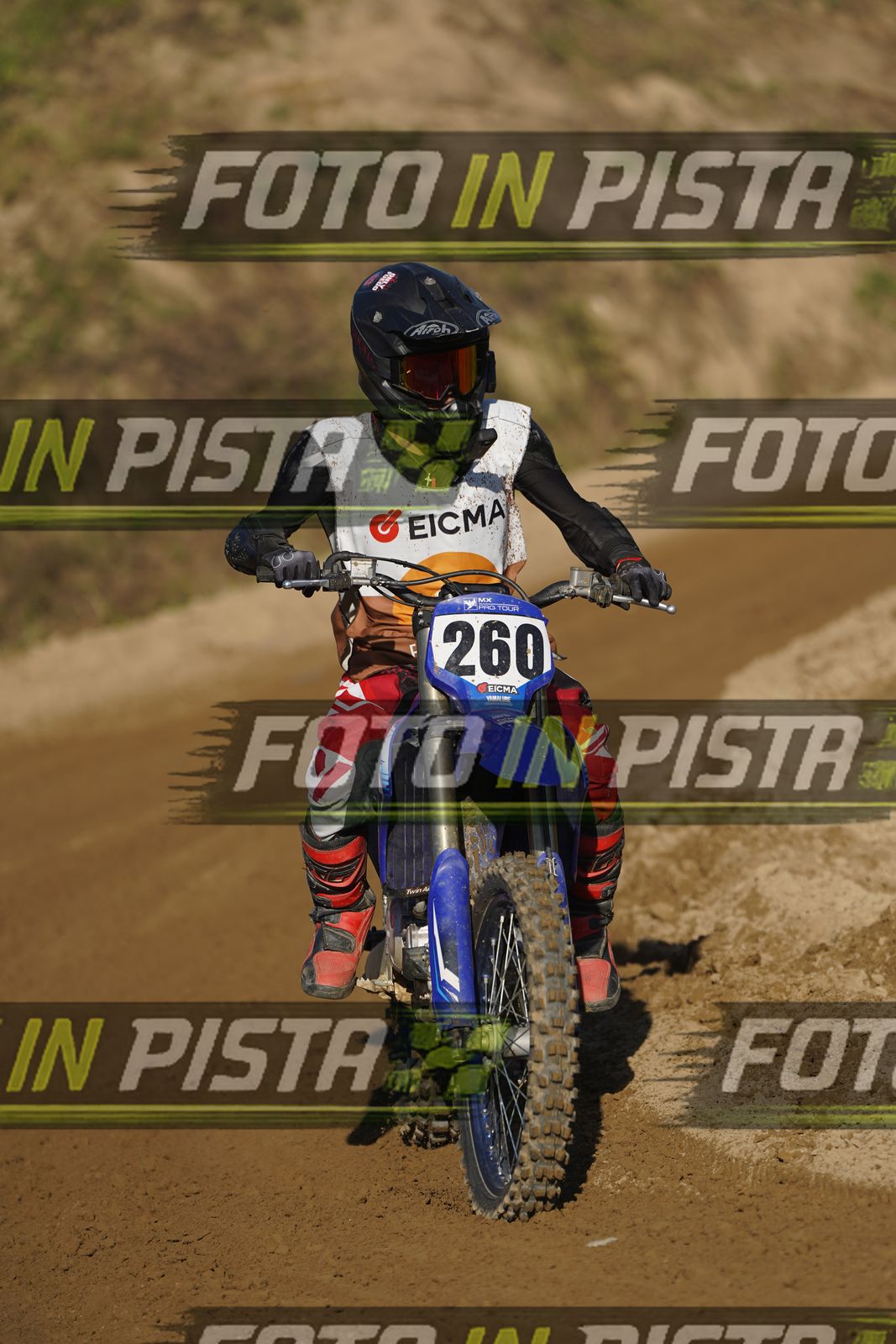 EICMA 19-09 17:00-18:00 · DOS01189