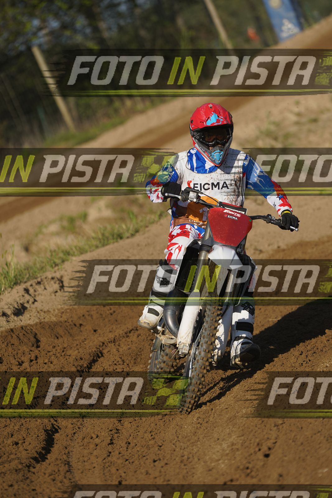 EICMA 19-09 17:00-18:00 · DOS01191