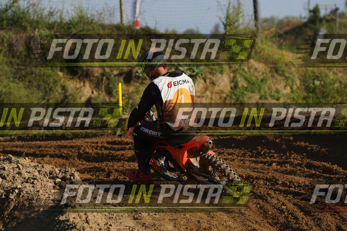 EICMA 19-09 17:00-18:00 · DOS01225