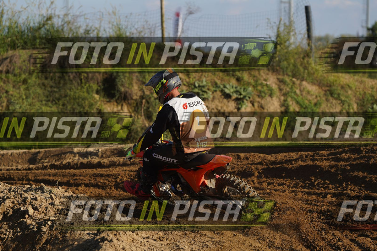 EICMA 19-09 17:00-18:00 · DOS01226