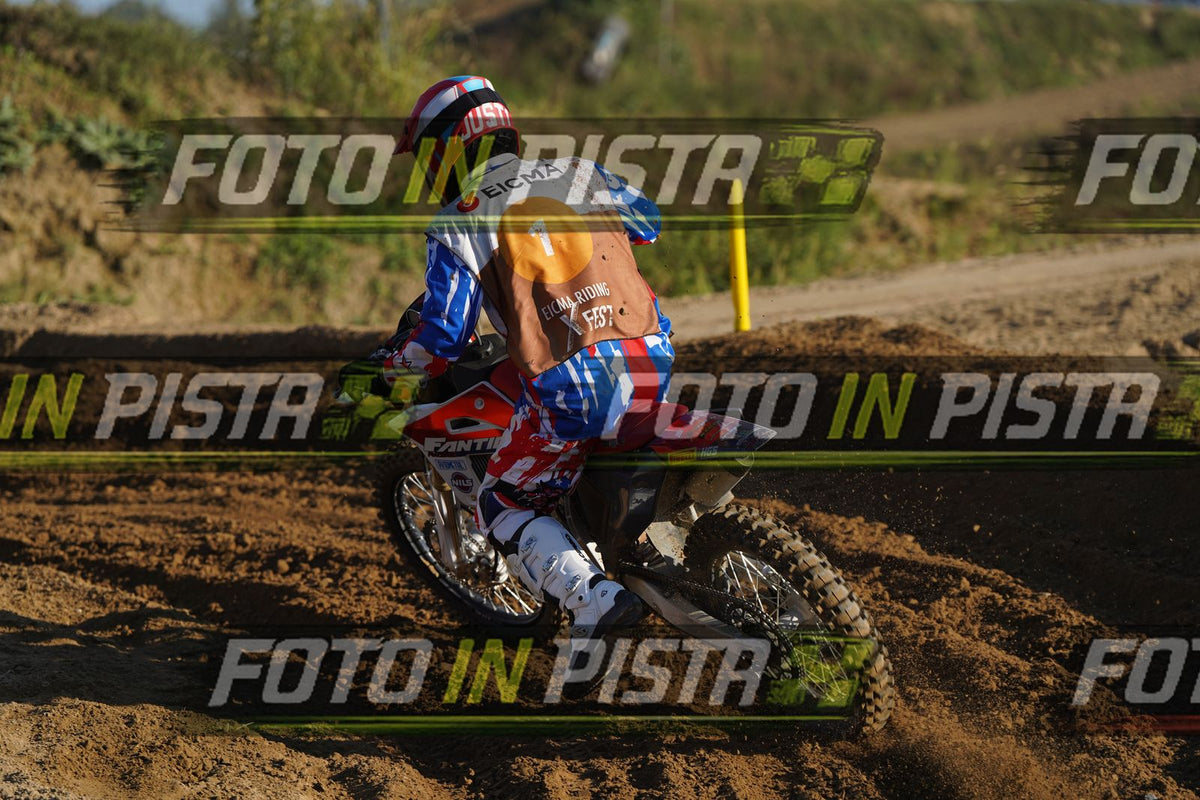 EICMA 19-09 17:00-18:00 · DOS01229