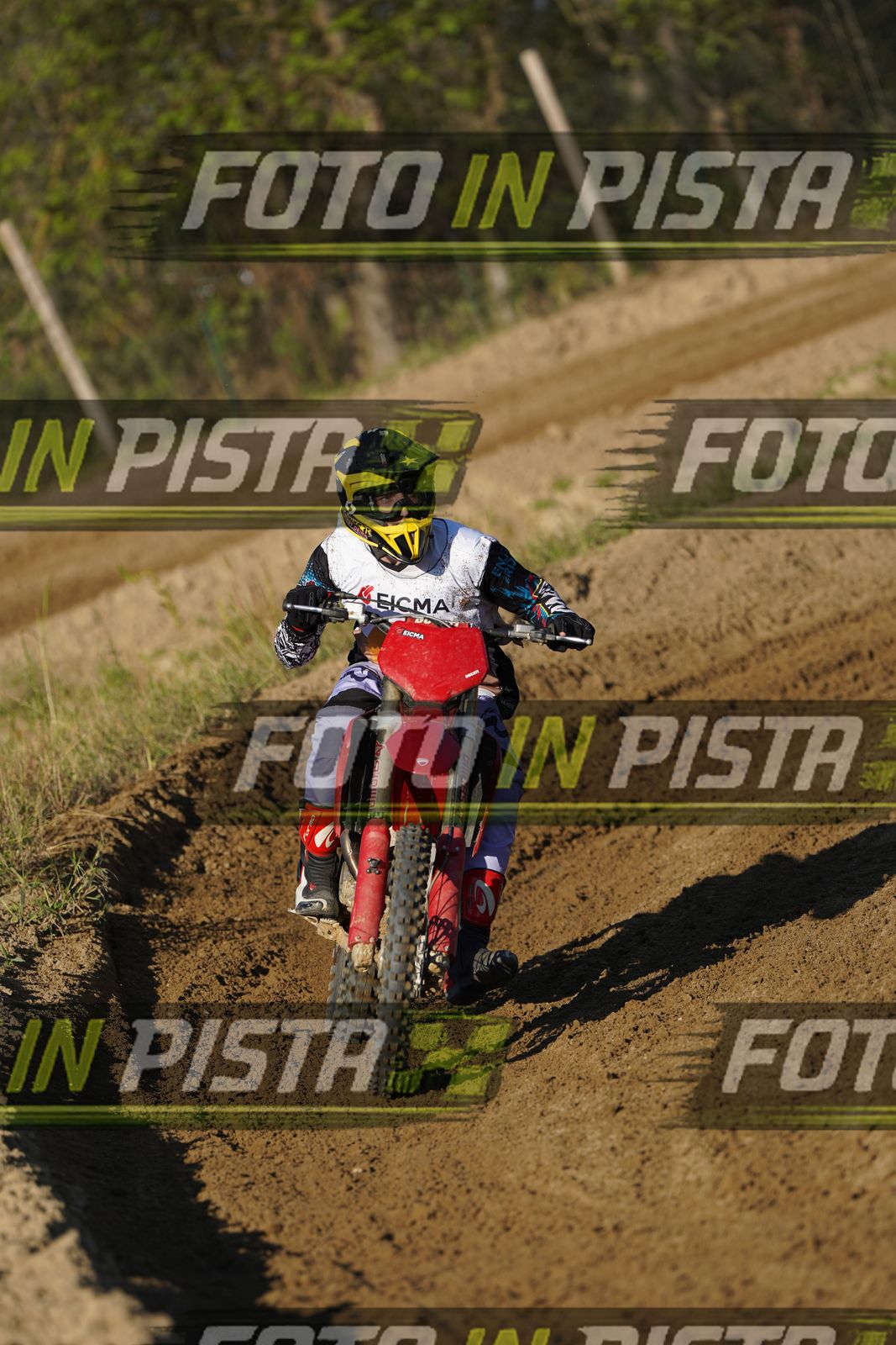 EICMA 19-09 17:00-18:00 · DOS01234