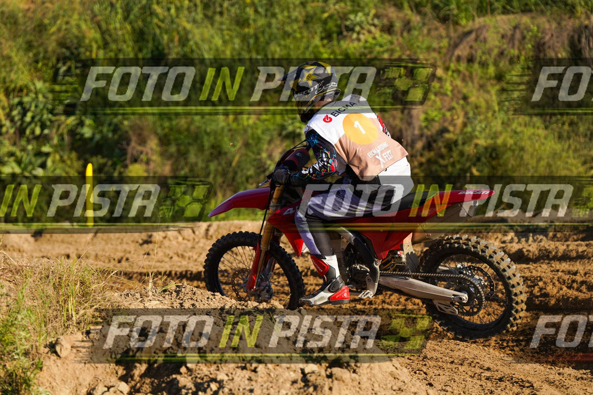 EICMA 19-09 17:00-18:00 · DOS01239