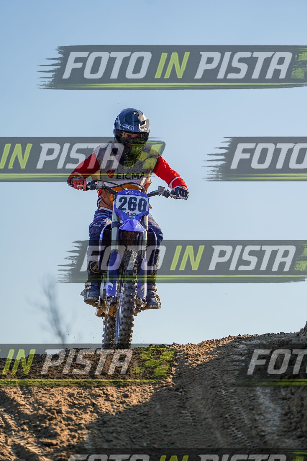 EICMA 19-09 17:00-18:00 · DOS01273