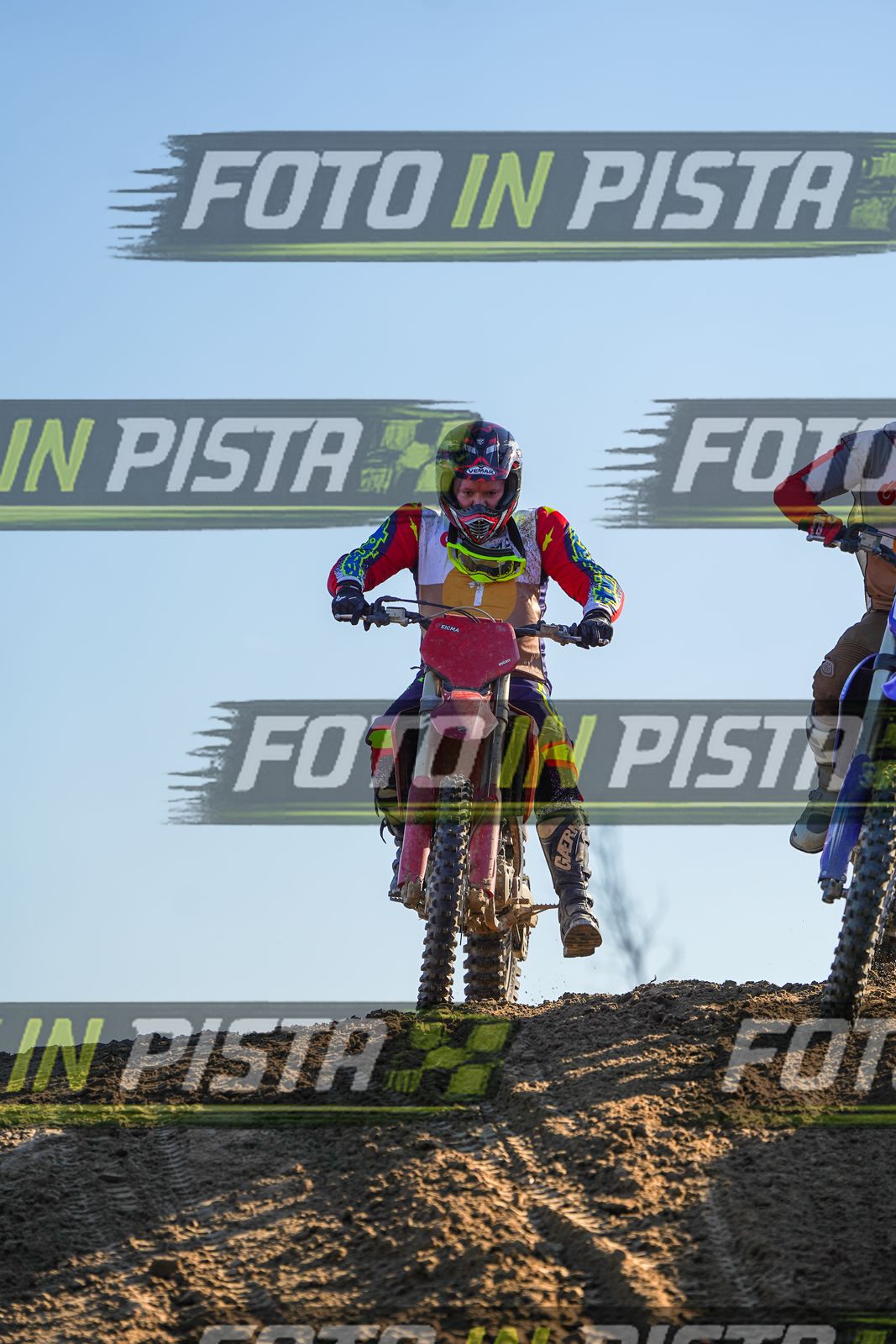 EICMA 19-09 17:00-18:00 · DOS01282