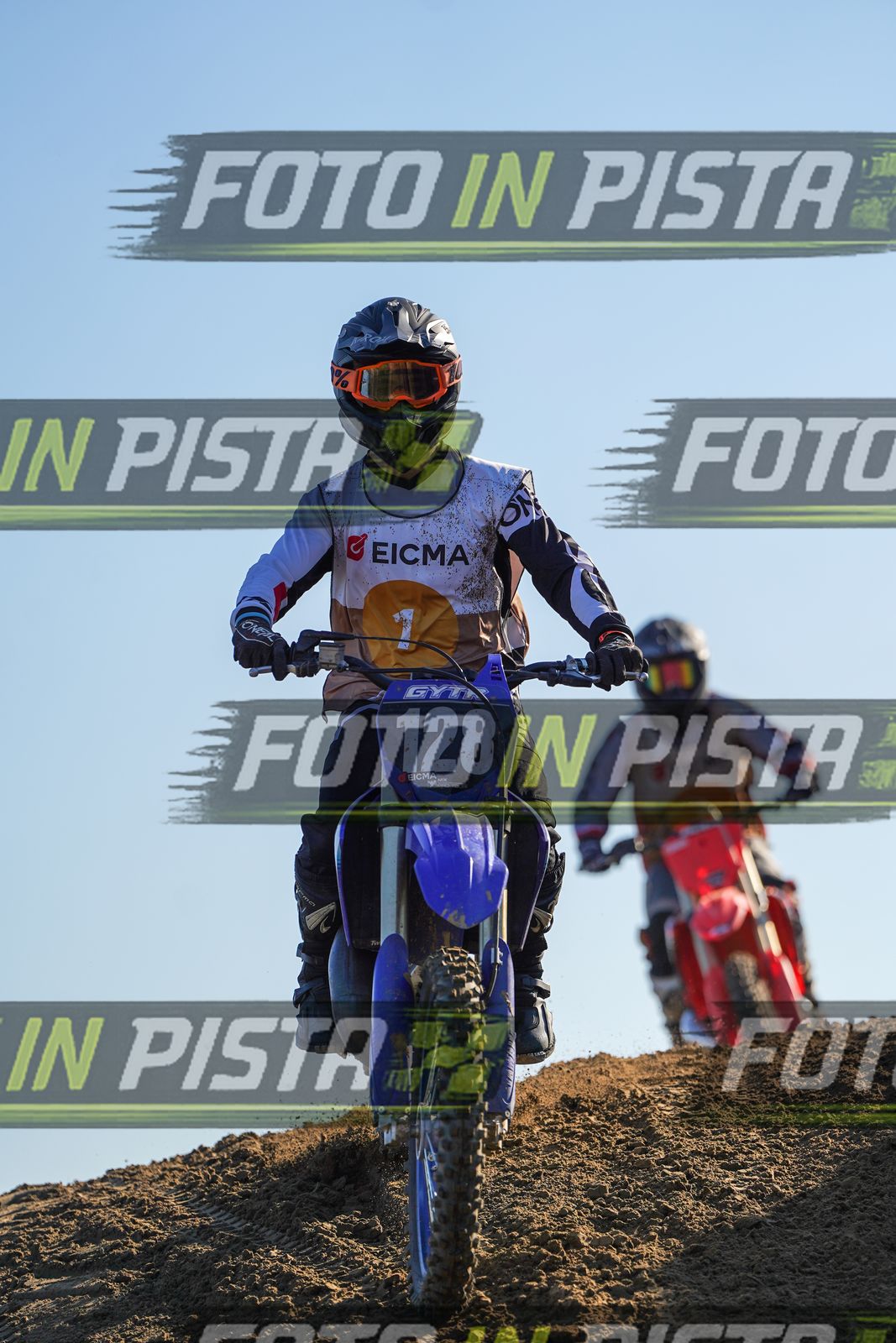 EICMA 19-09 17:00-18:00 · DOS01297