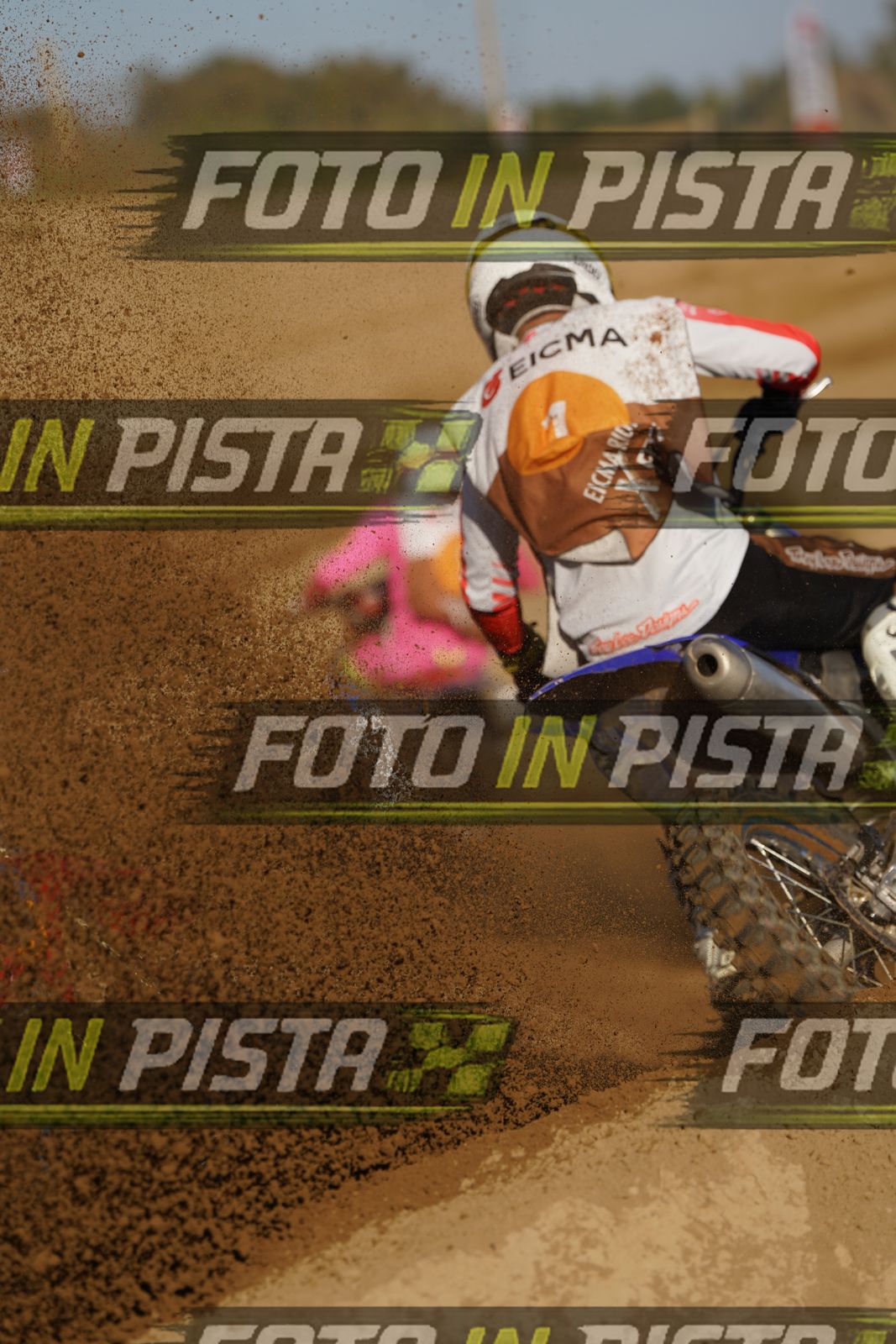 EICMA 19-09 17:00-18:00 · DOS01324