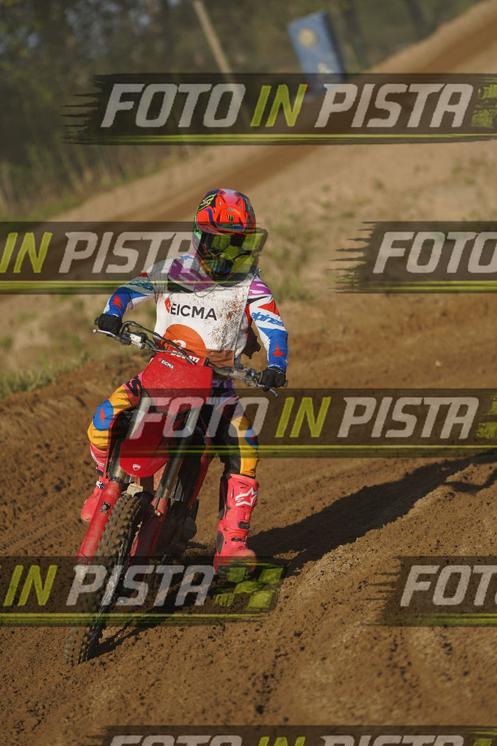 EICMA 19-09 17:00-18:00 · DOS01373