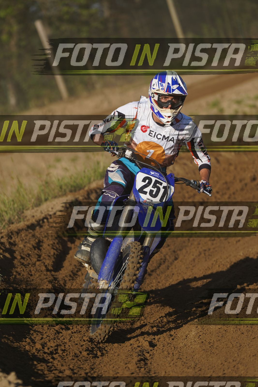 EICMA 19-09 17:00-18:00 · DOS01377