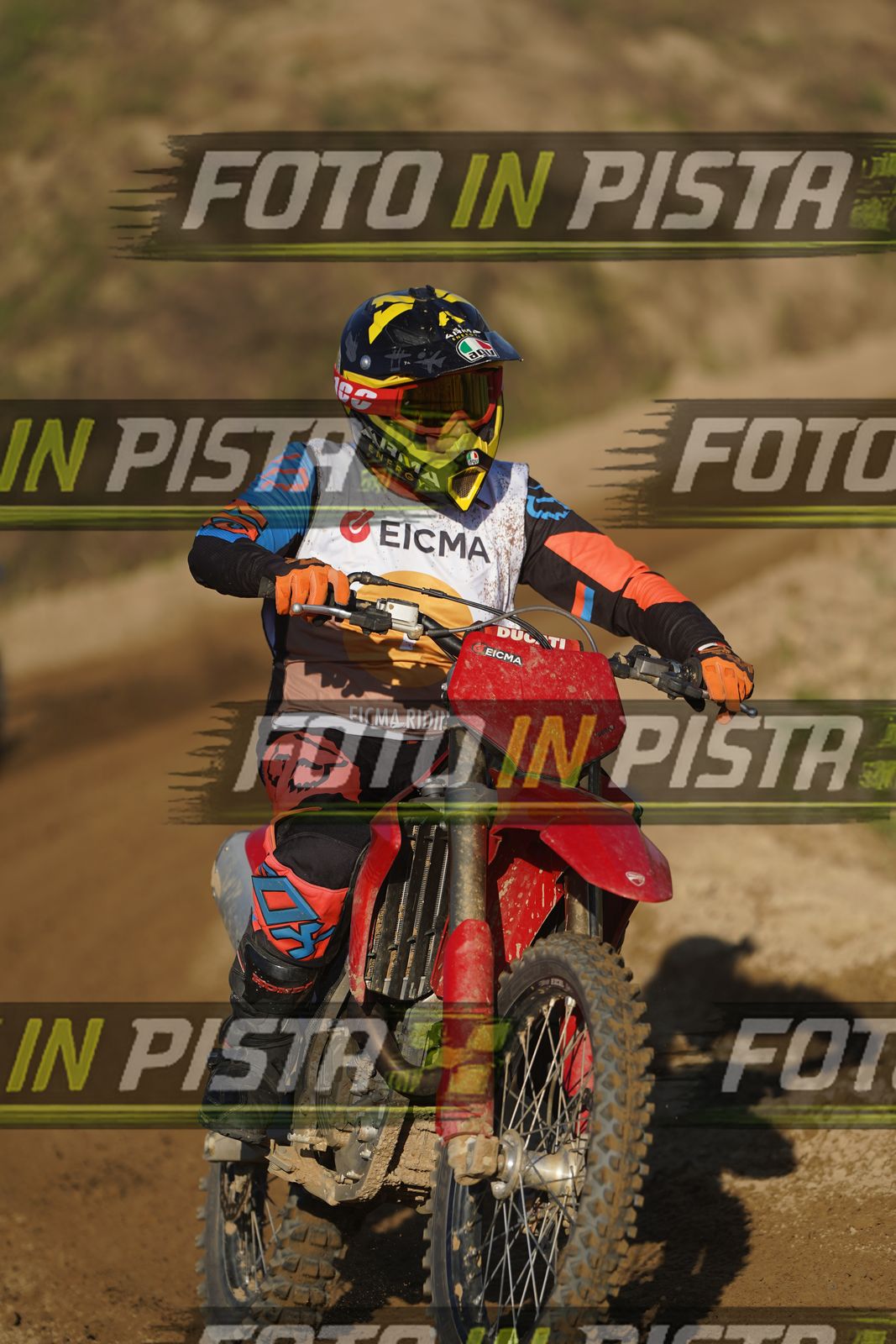 EICMA 19-09 17:00-18:00 · DOS01387