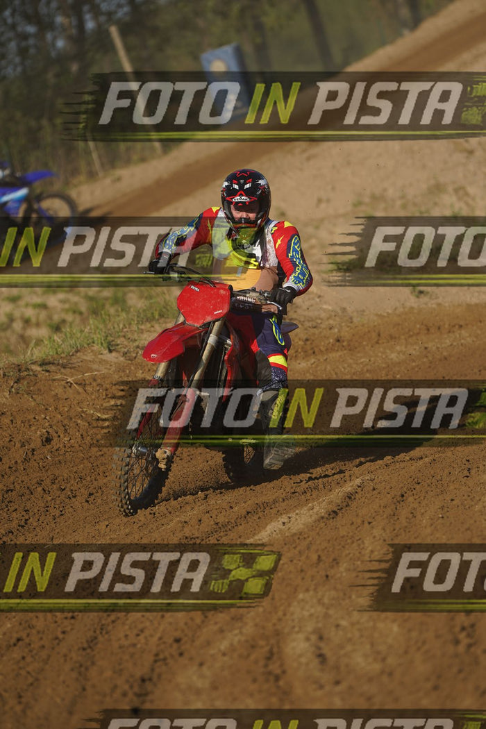 EICMA 19-09 17:00-18:00 · DOS01405