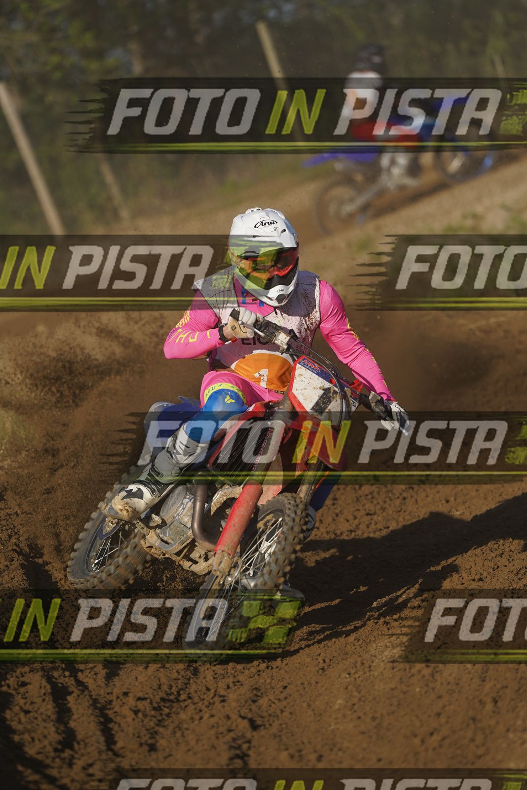 EICMA 19-09 17:00-18:00 · DOS01419