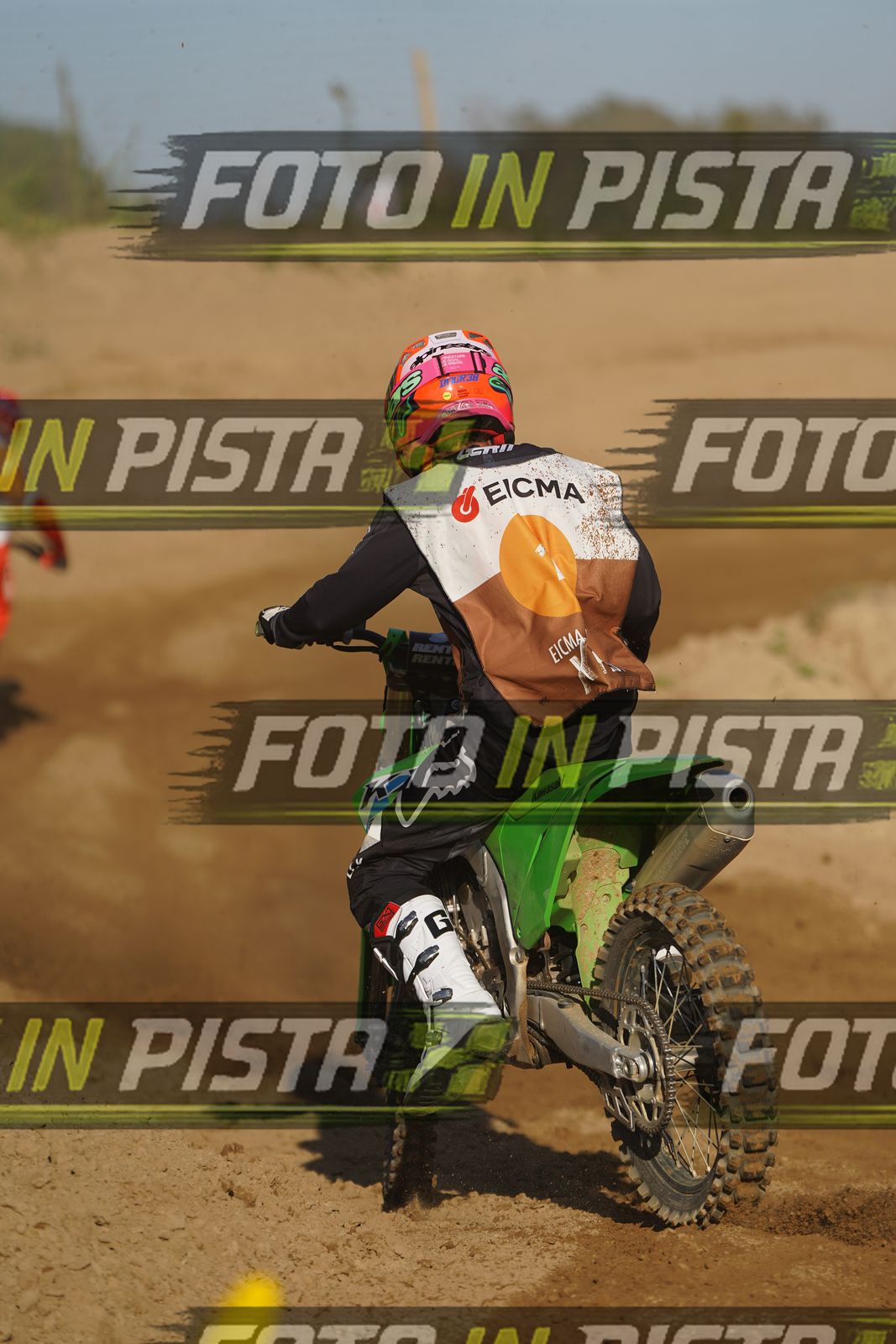 EICMA 19-09 17:00-18:00 · DOS01434