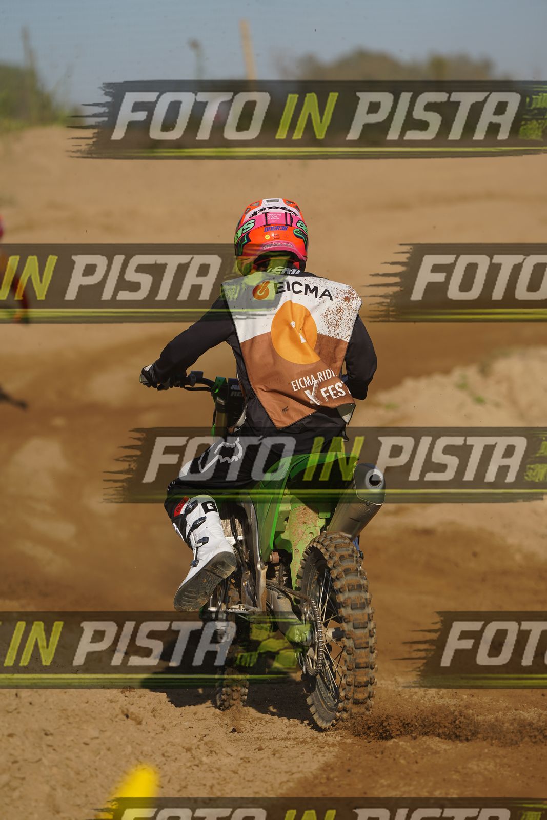 EICMA 19-09 17:00-18:00 · DOS01435