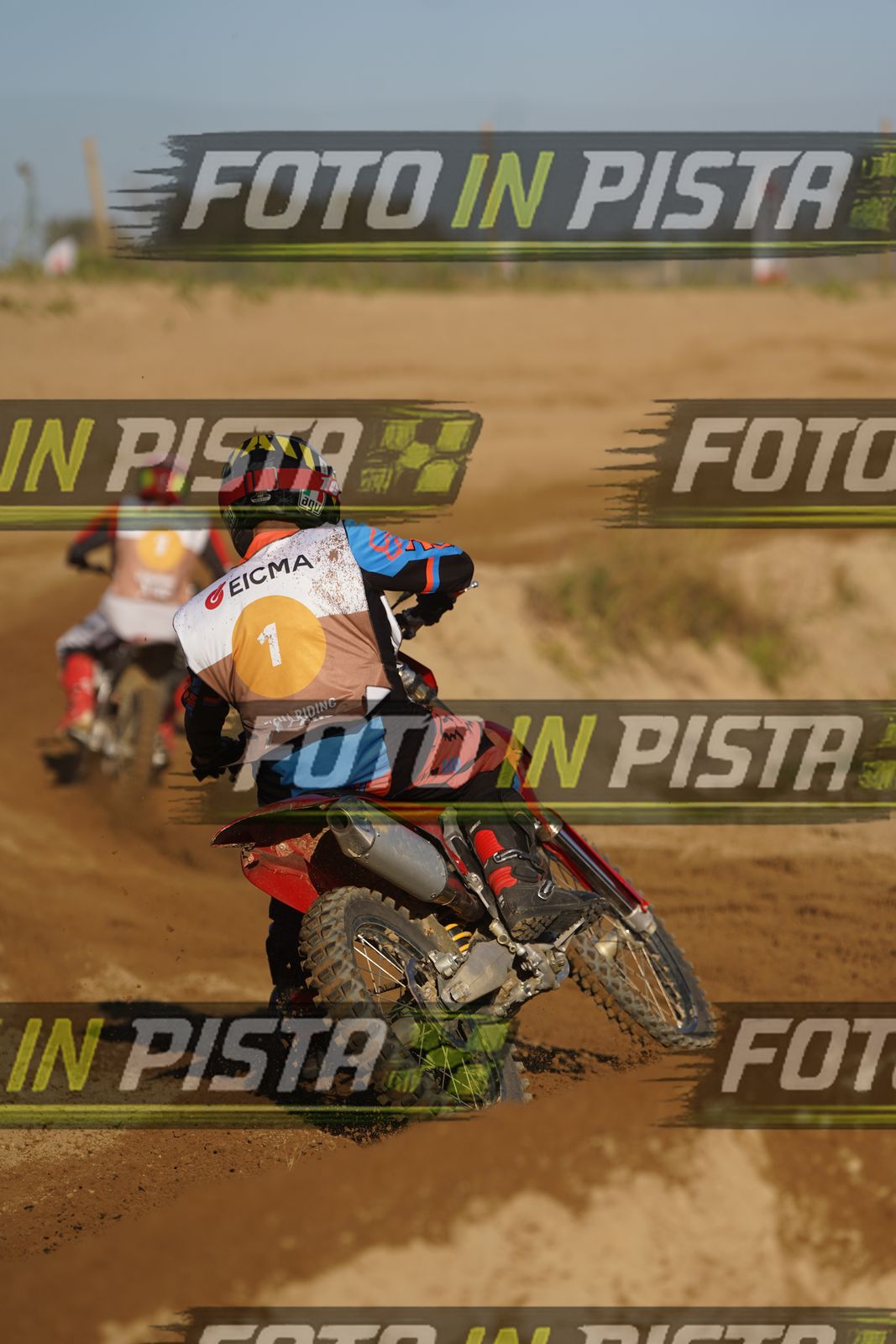EICMA 19-09 17:00-18:00 · DOS01440